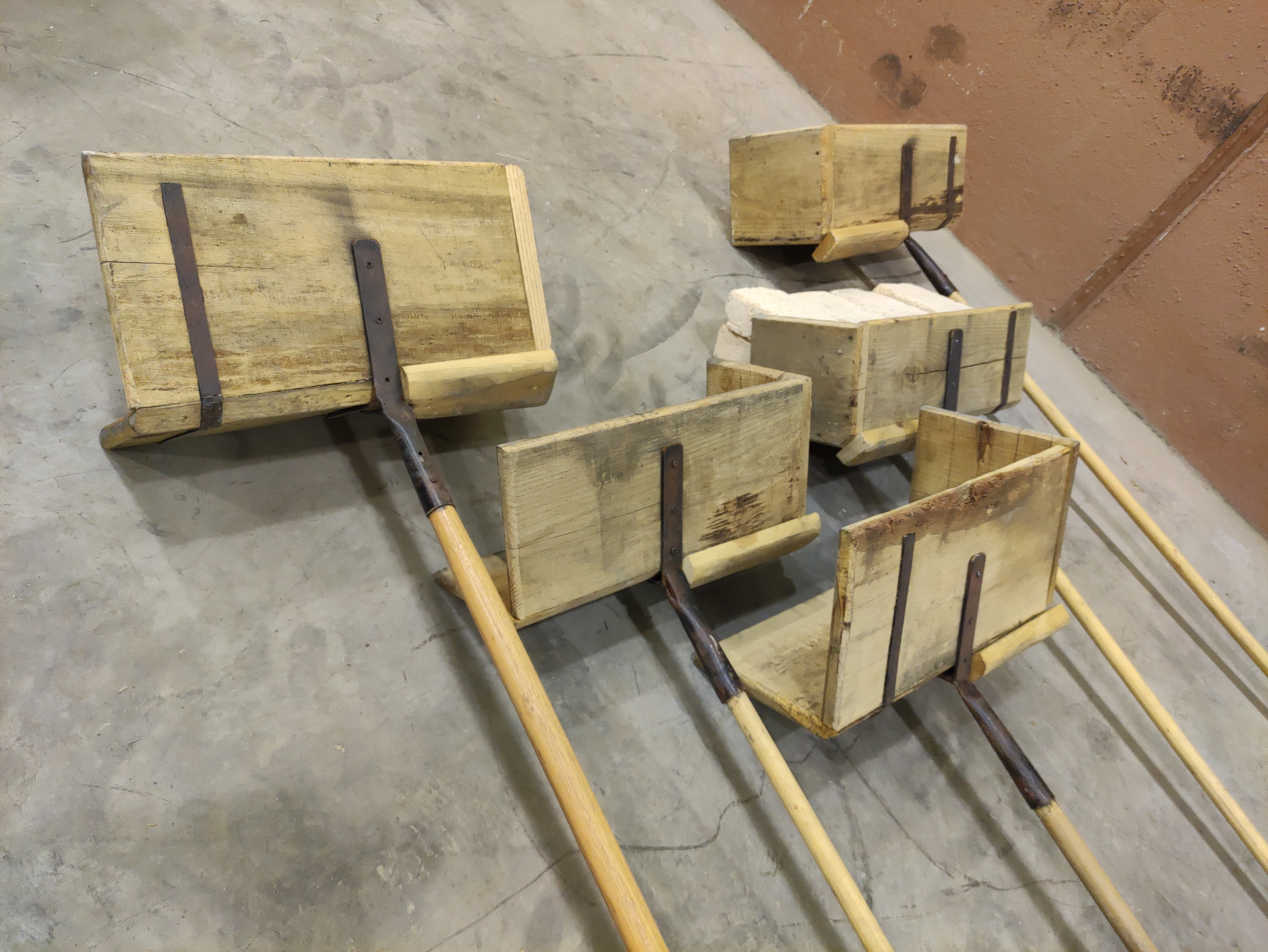 alzador ladrillos herram obra (21-26)130-208x47x18-23 5u